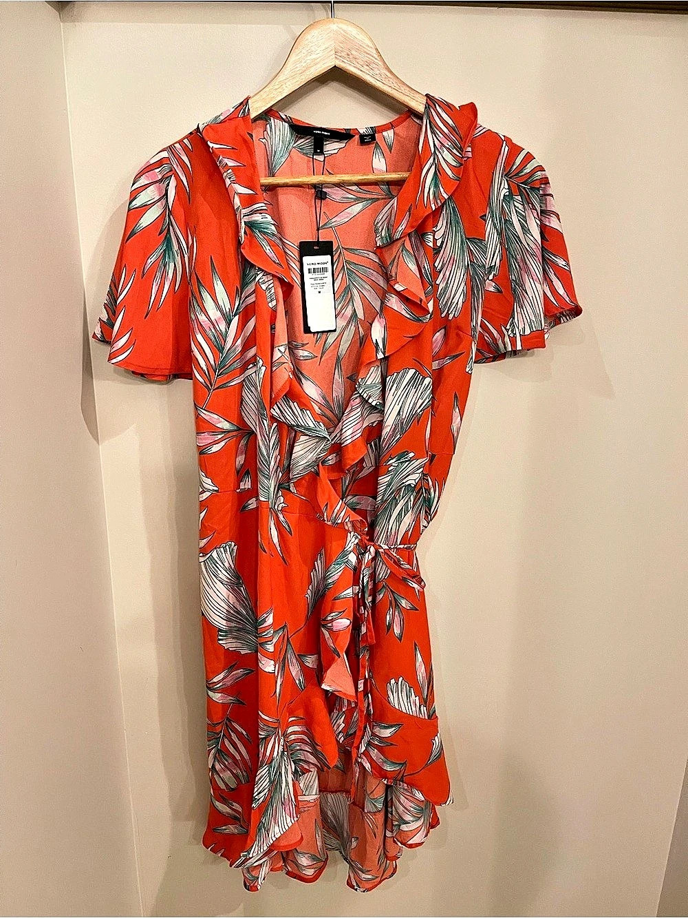 Vero Moda VMMARARE SS SHORT WRAP DRESS Floral Midi Dress Orange & Green Medium